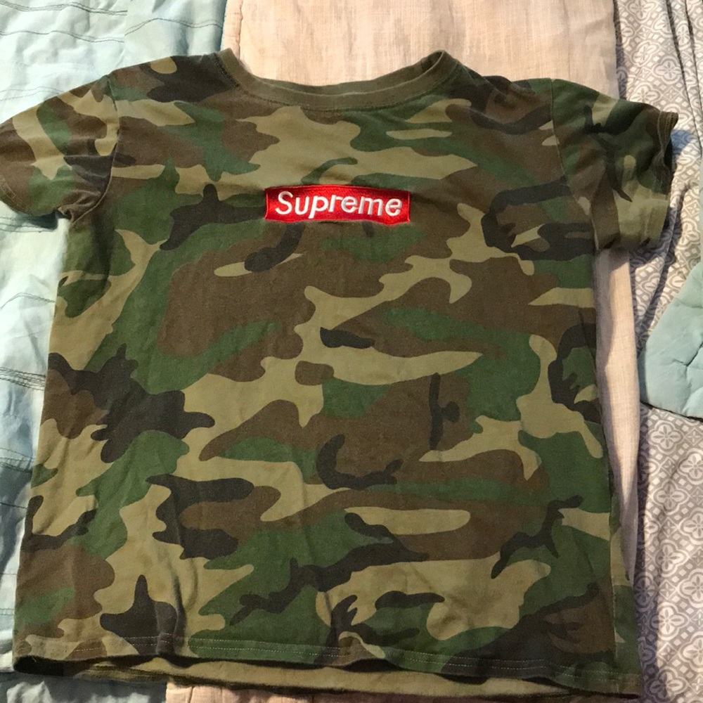 Supreme Tee
